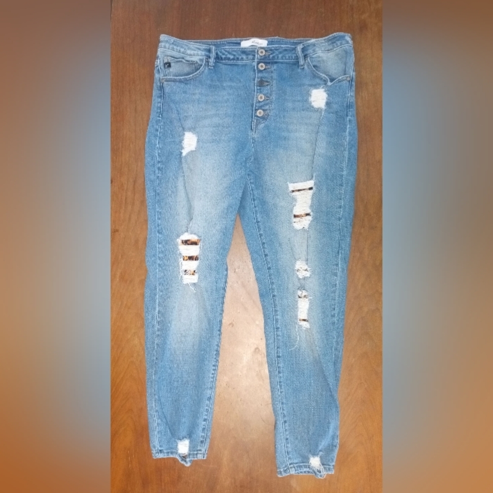 KanCan Blue Ankle Cropped Jeans with Distressed Details Women's Plus